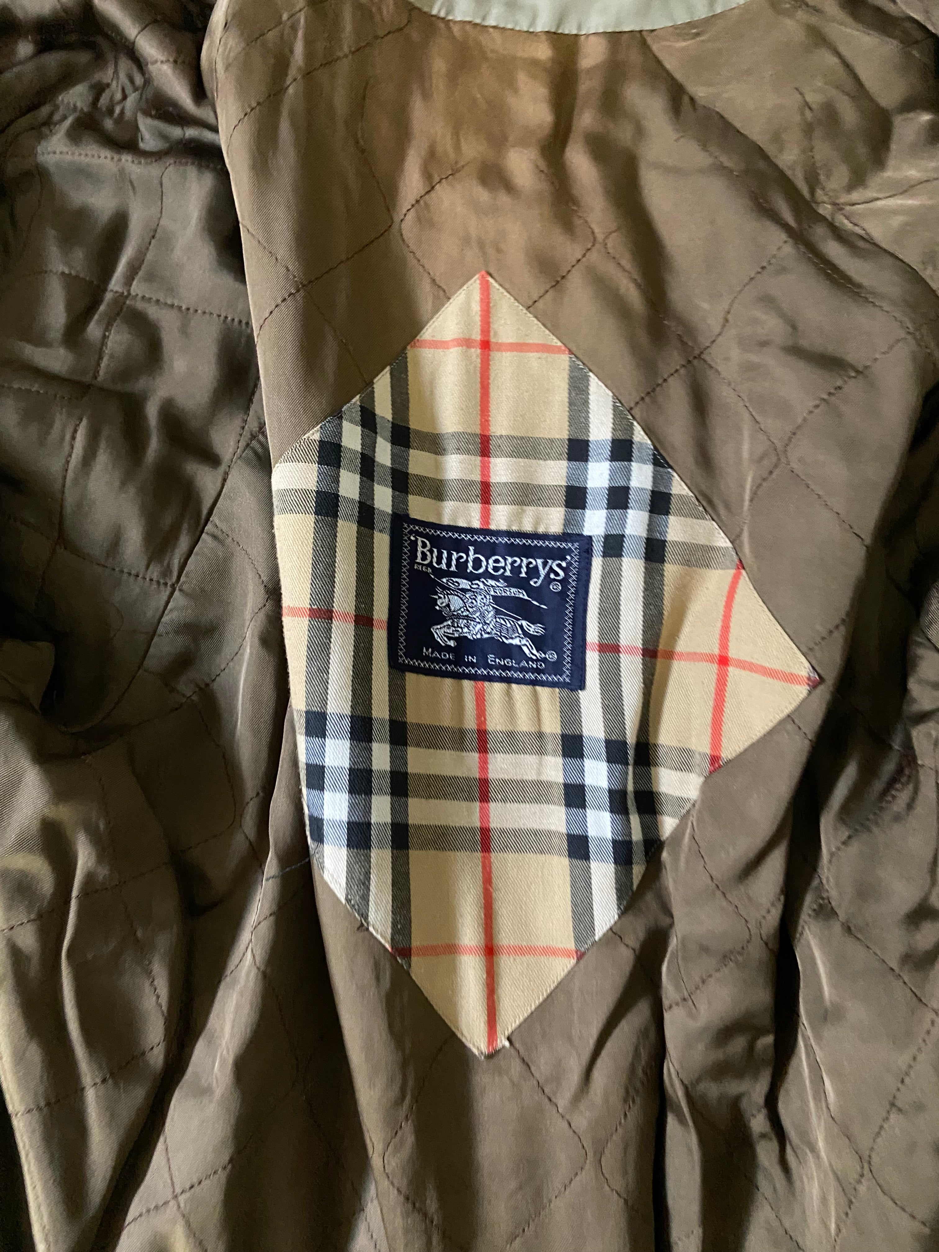 Burberrys Trenchcoat (50/L)