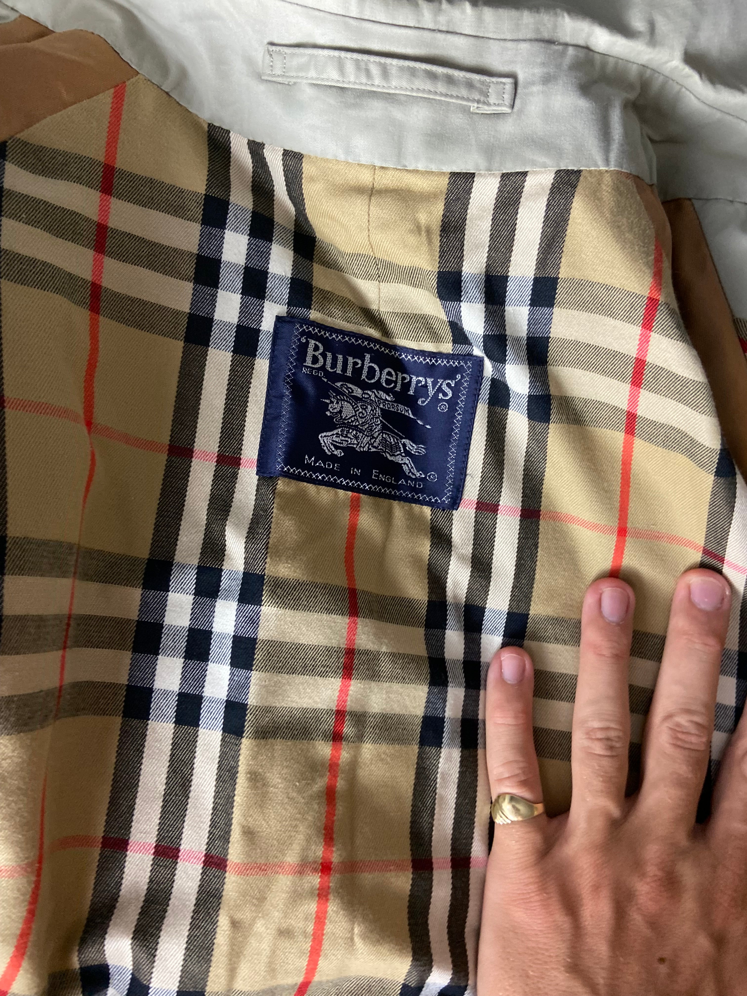 Burberry Trenchcoat Size 52/L