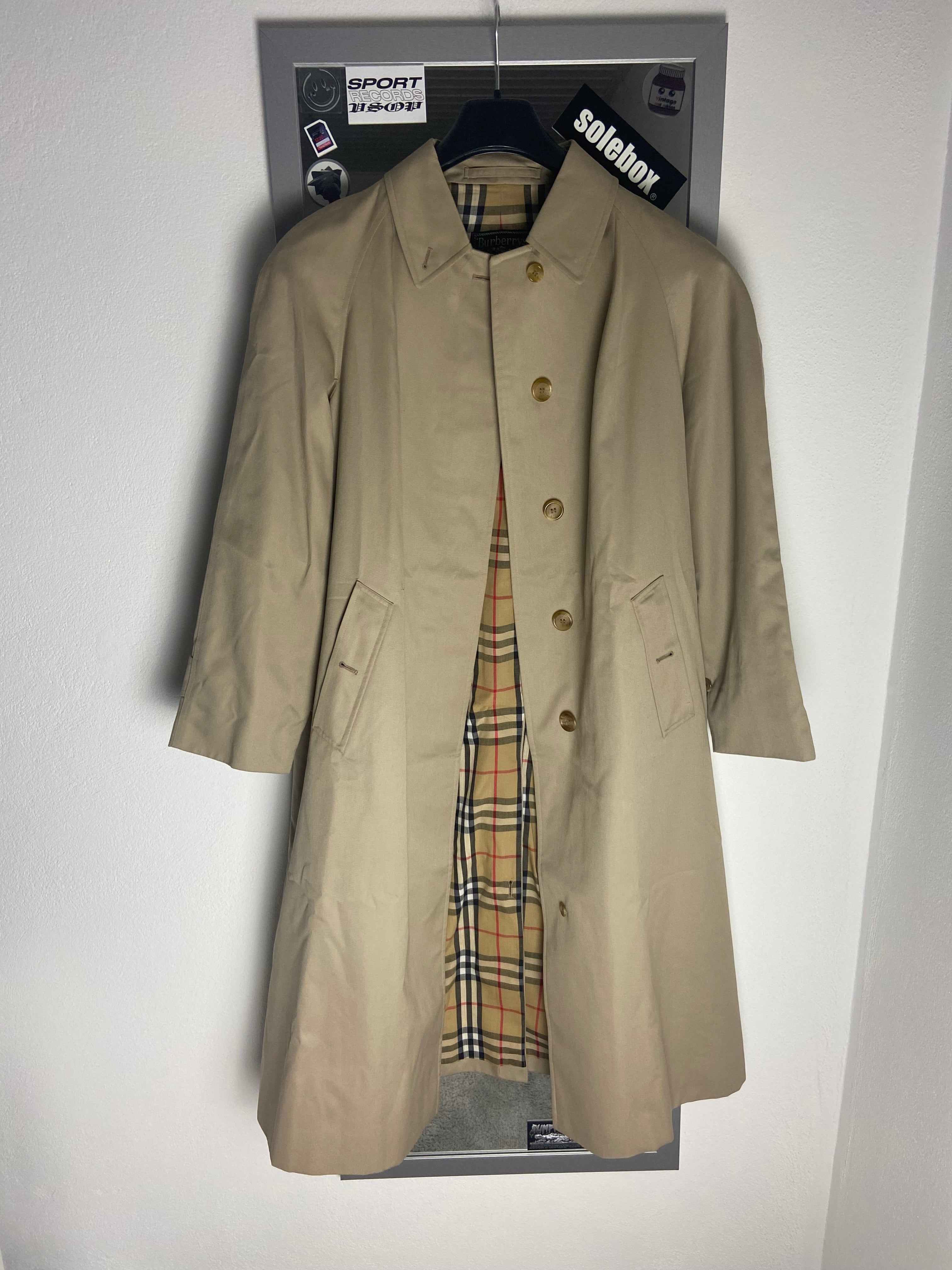 Burberry Trenchcoat Size 16/XL