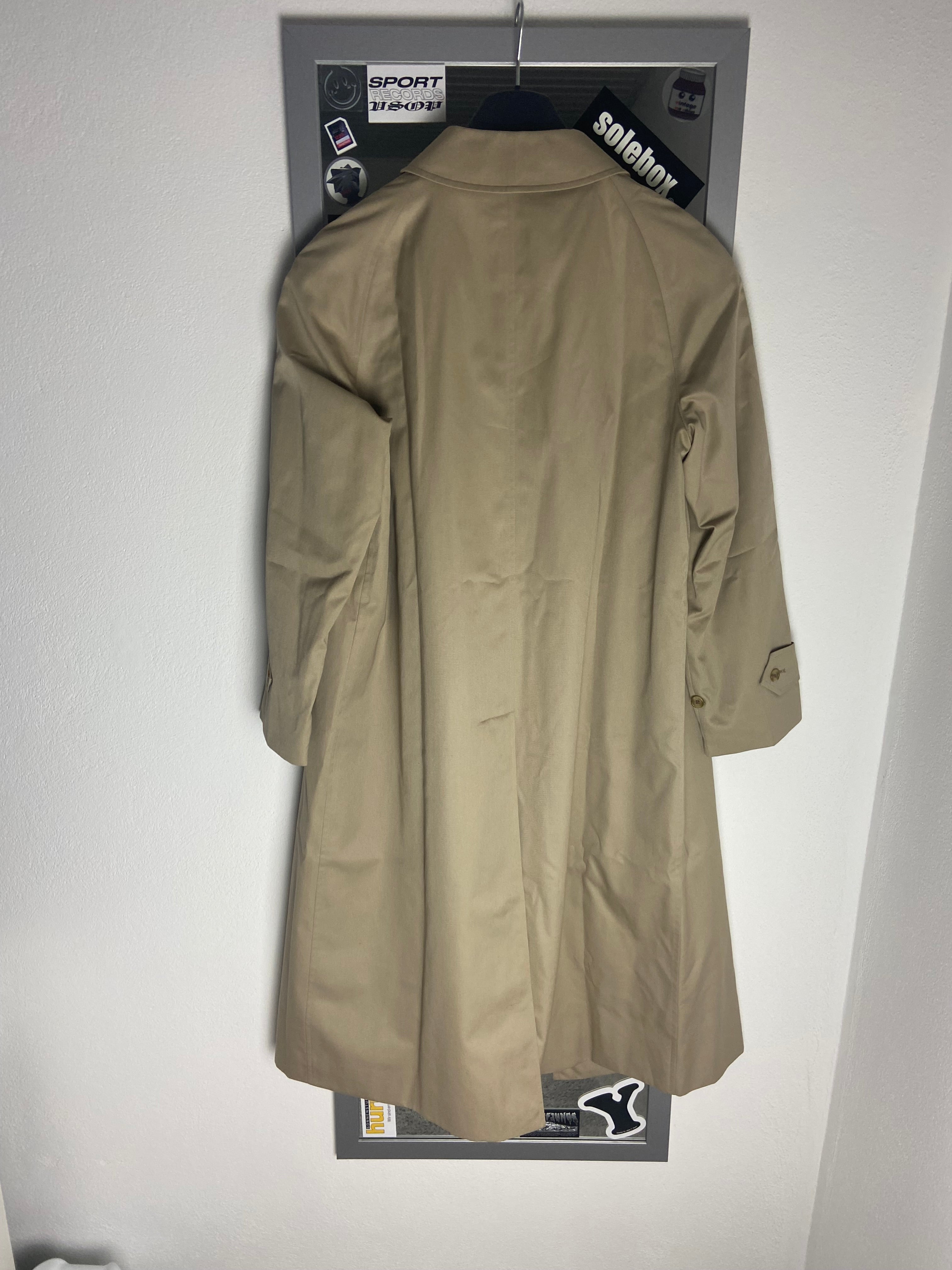 Burberry Trenchcoat Size 16/XL