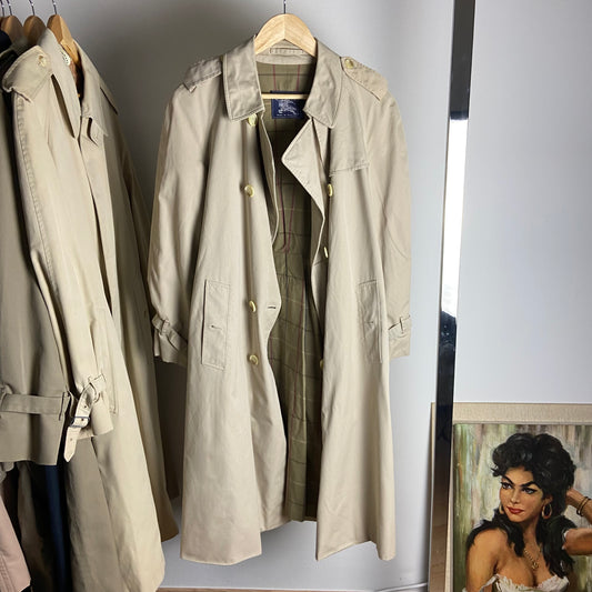 Burberry Trenchcoat Size 12/M