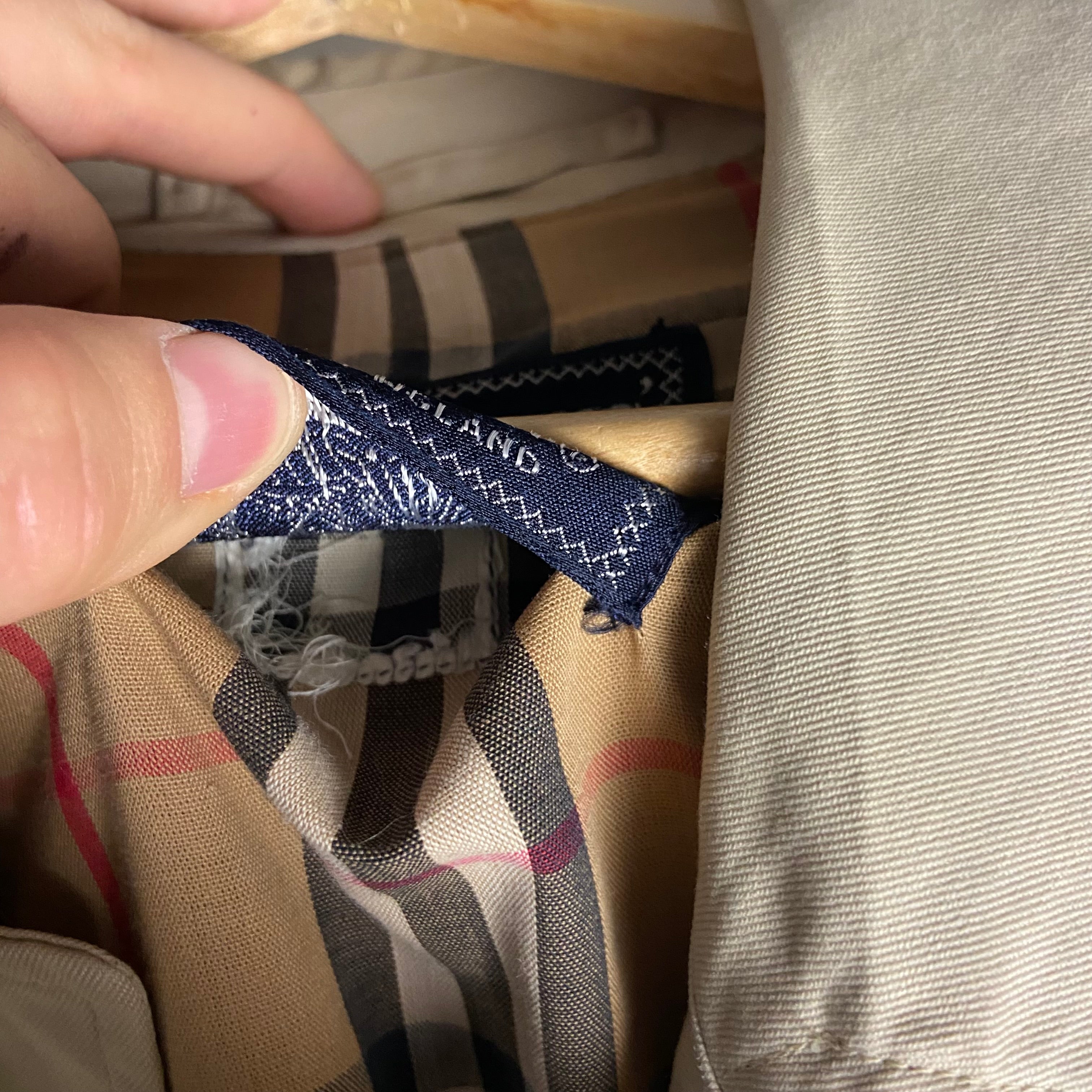 Burberrys Trenchcoat (14/L)