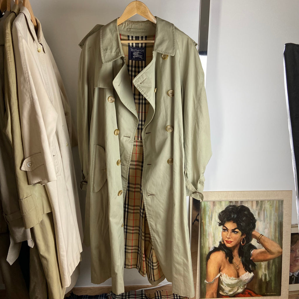 Burberry Trenchcoat Size XL