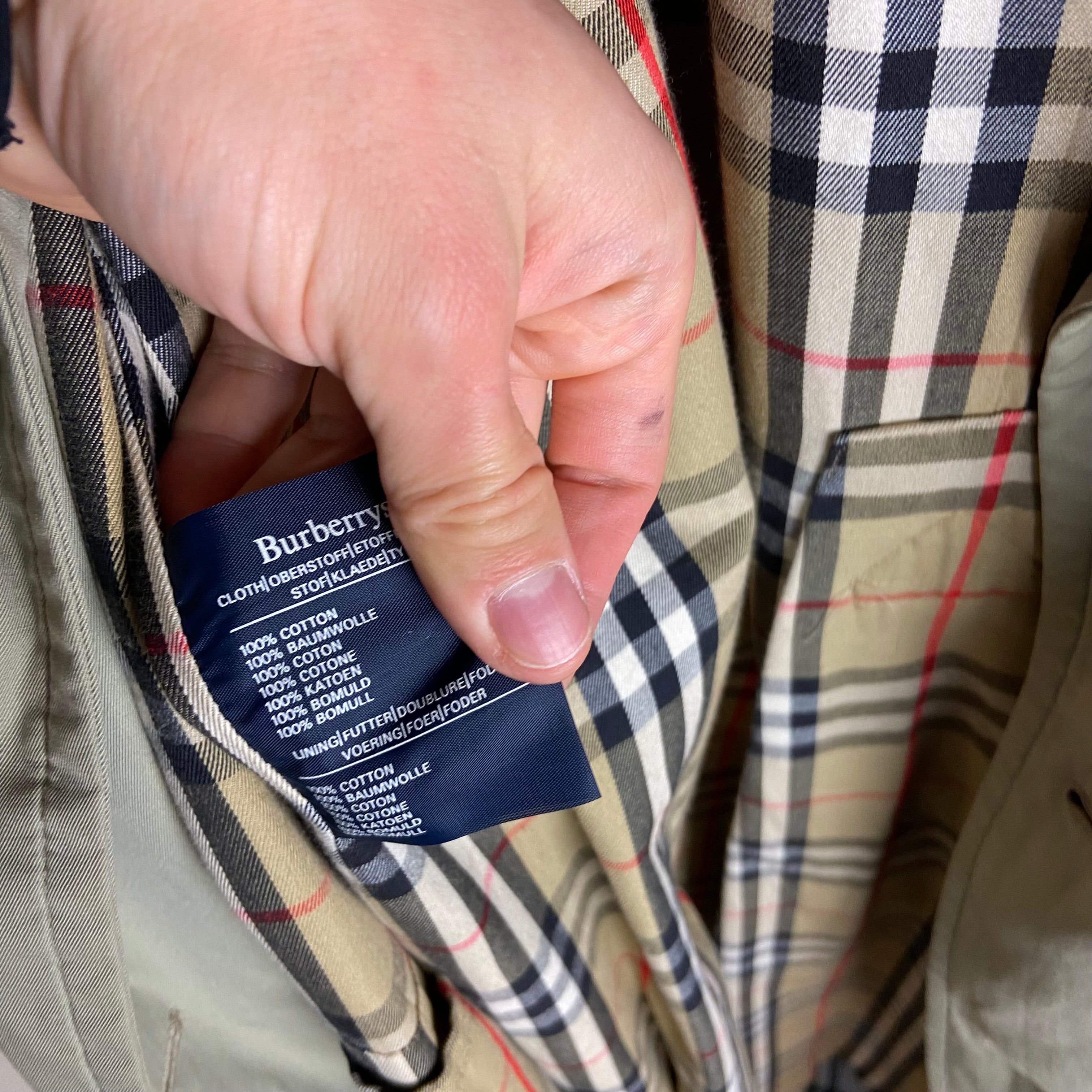 Burberry Trenchcoat Size XL