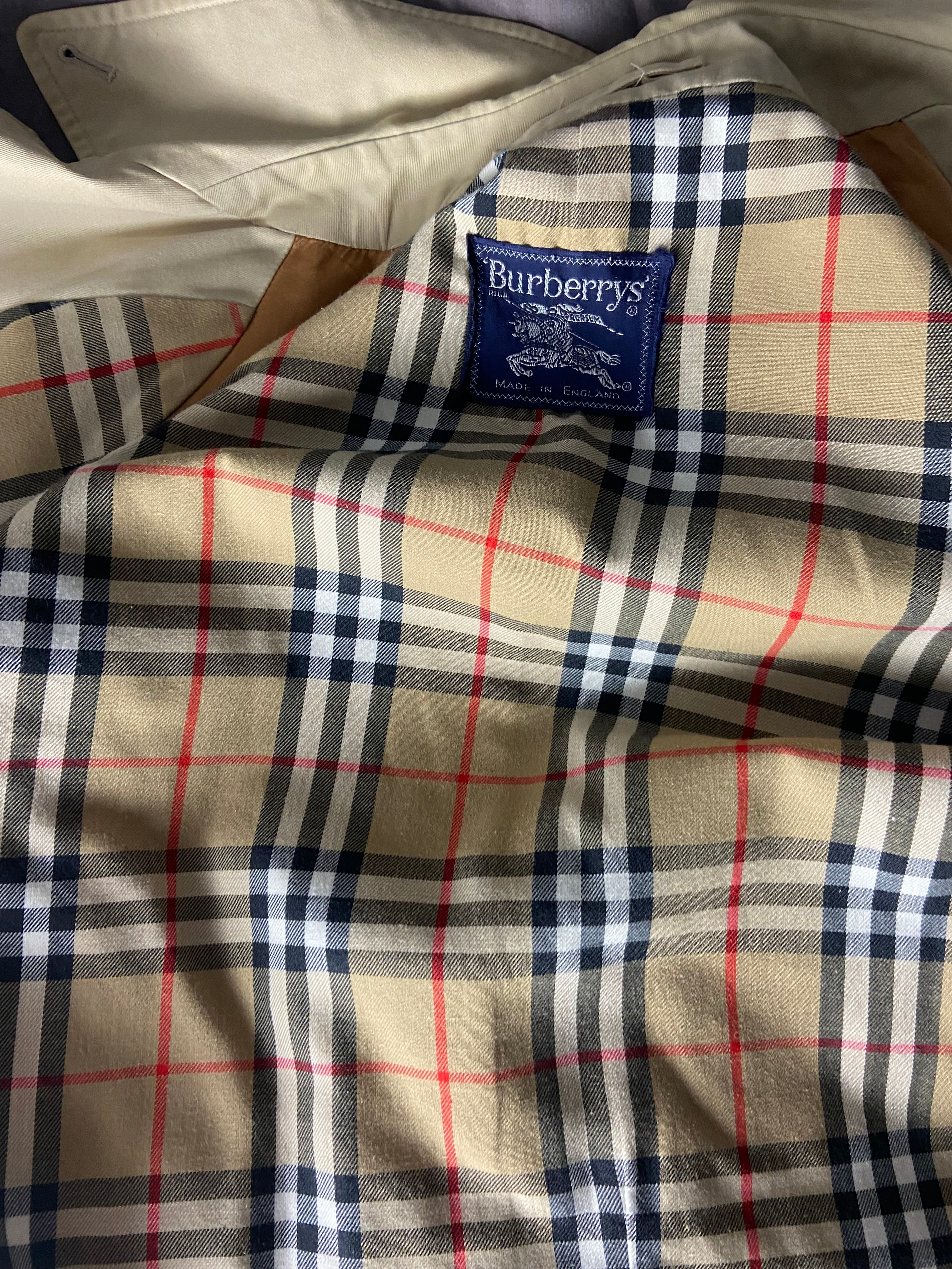 Burberry Trenchcoat Size 8/XS