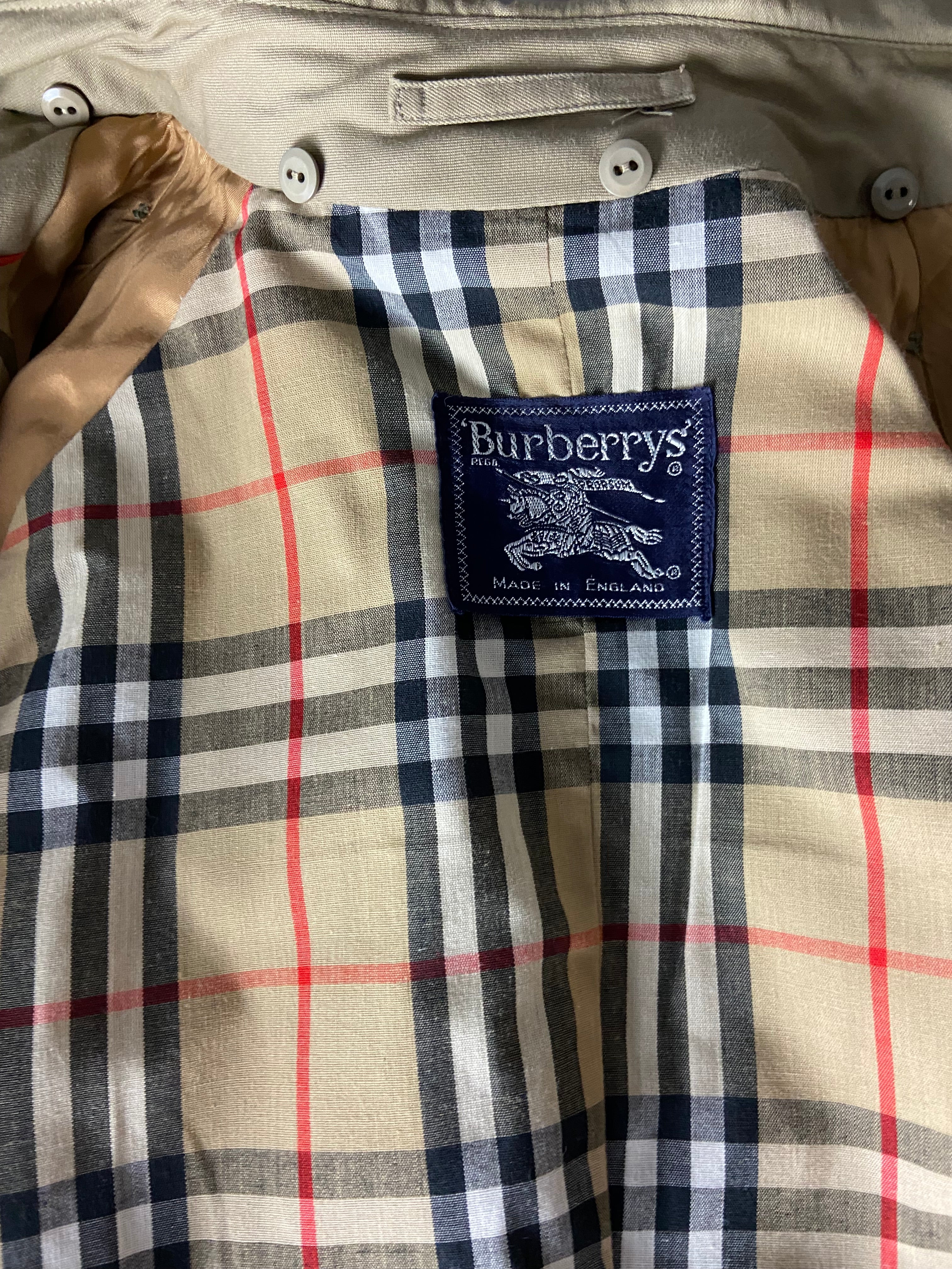 Burberry Trenchcoat Size M