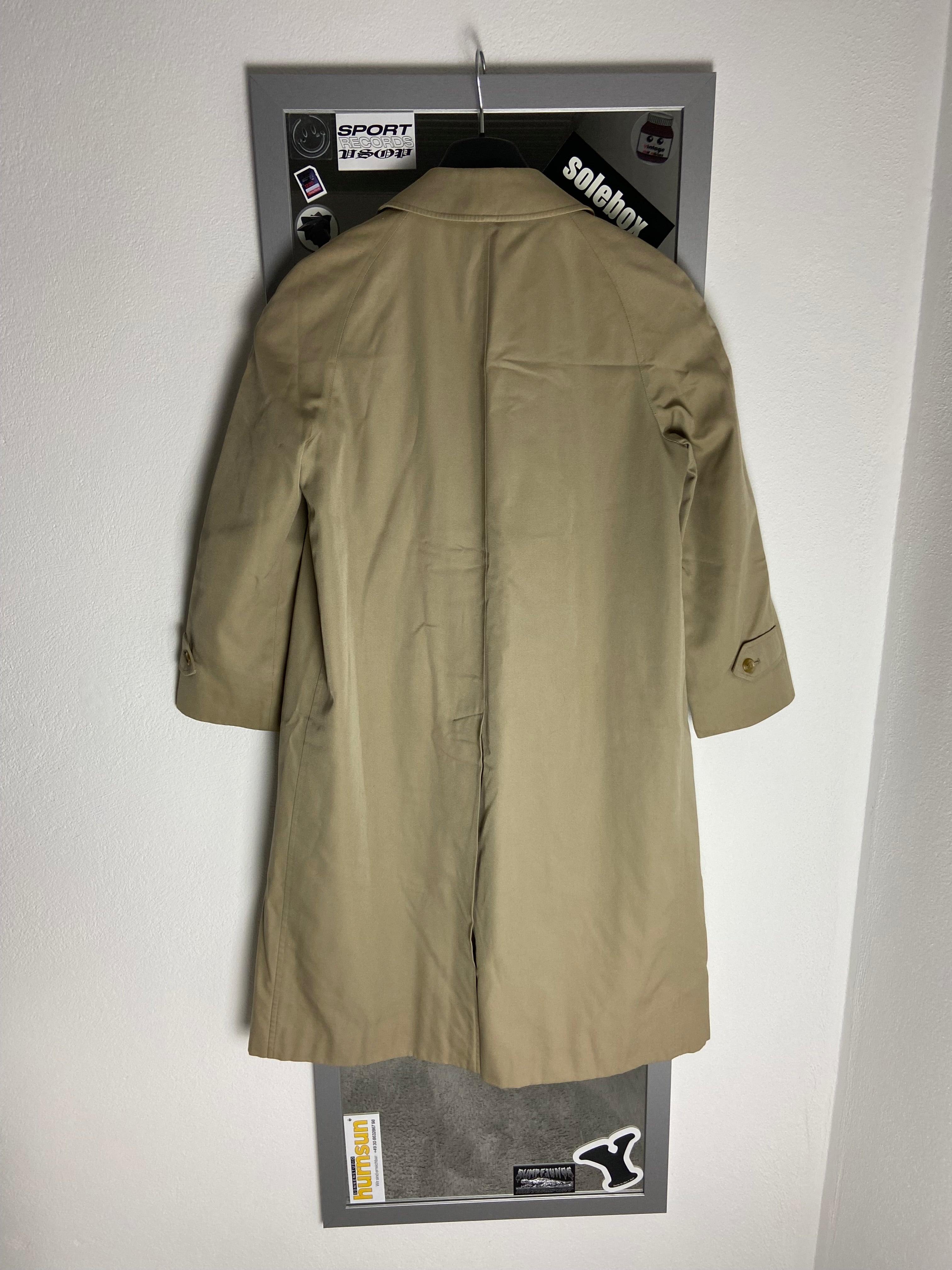 Burberry Trenchcoat Size 12/M