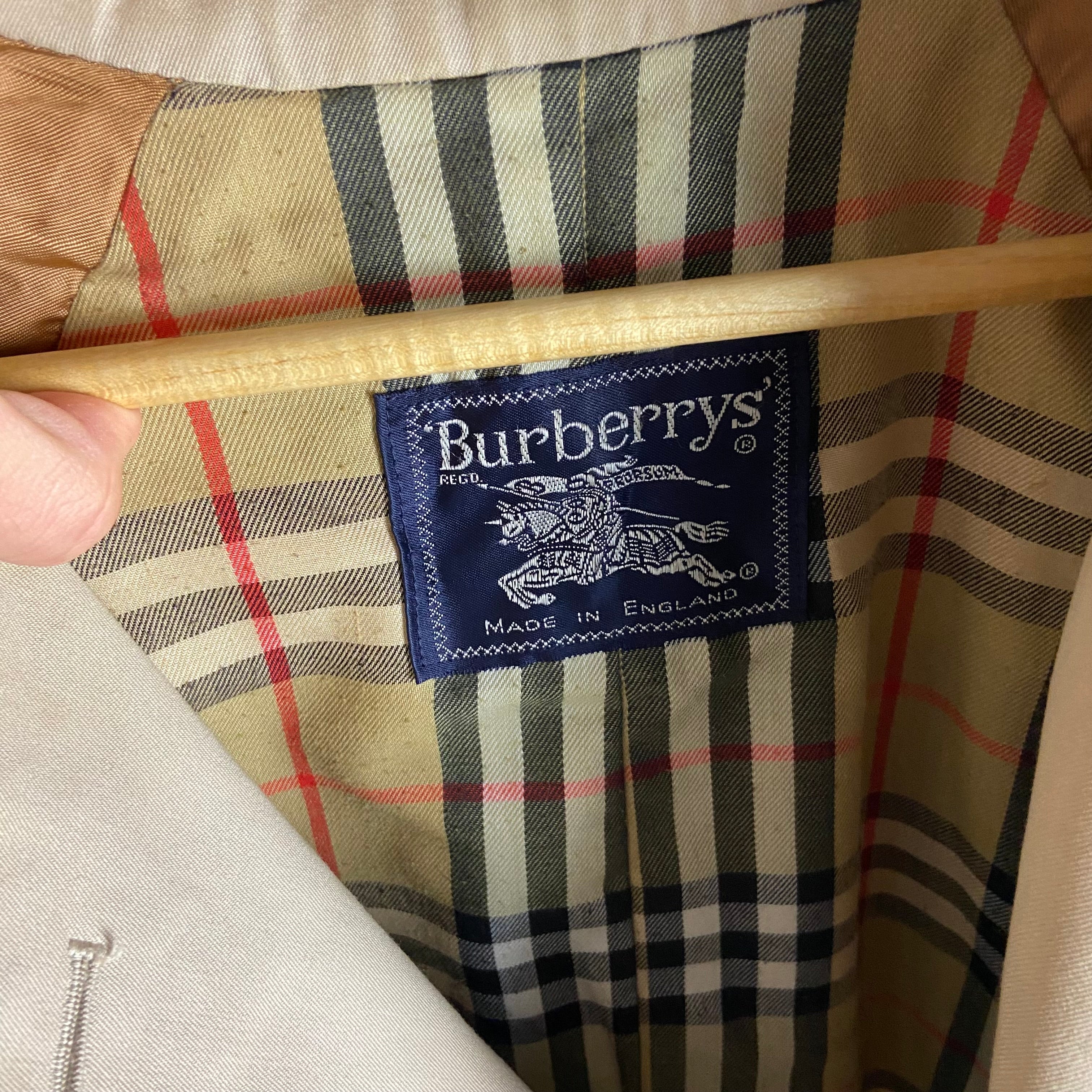 Burberry Trenchcoat Size M
