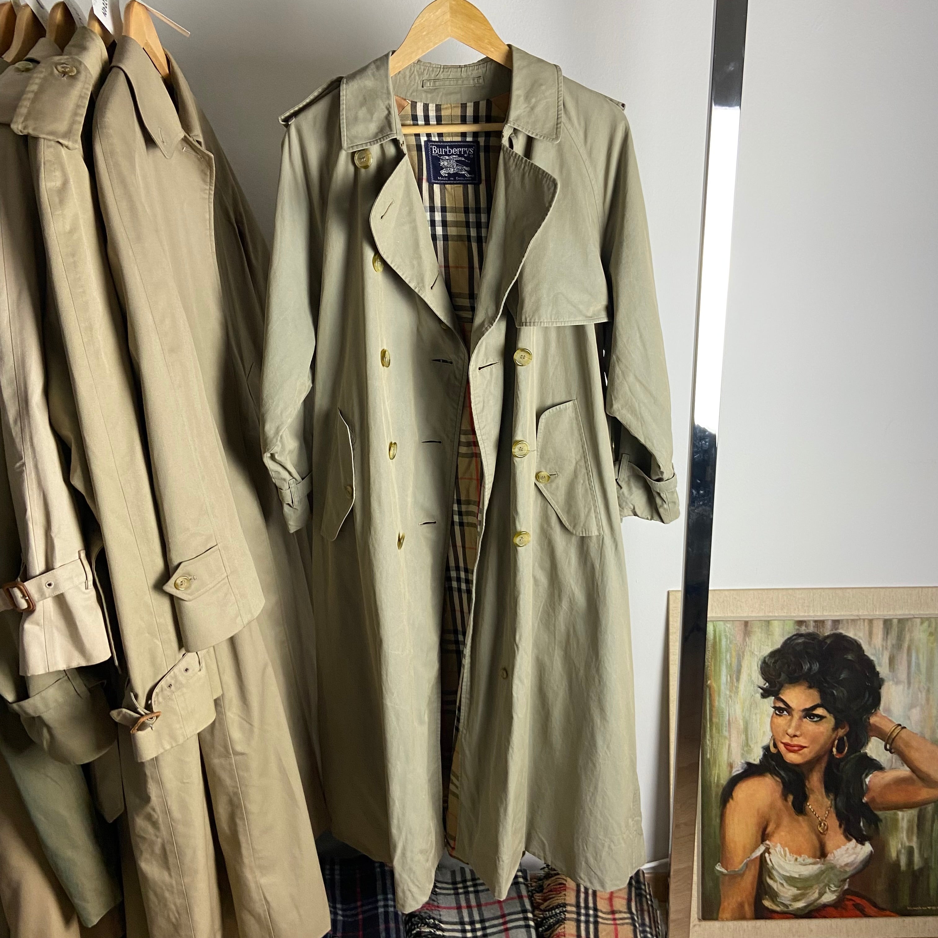 Burberry Trenchcoat Size 12/M