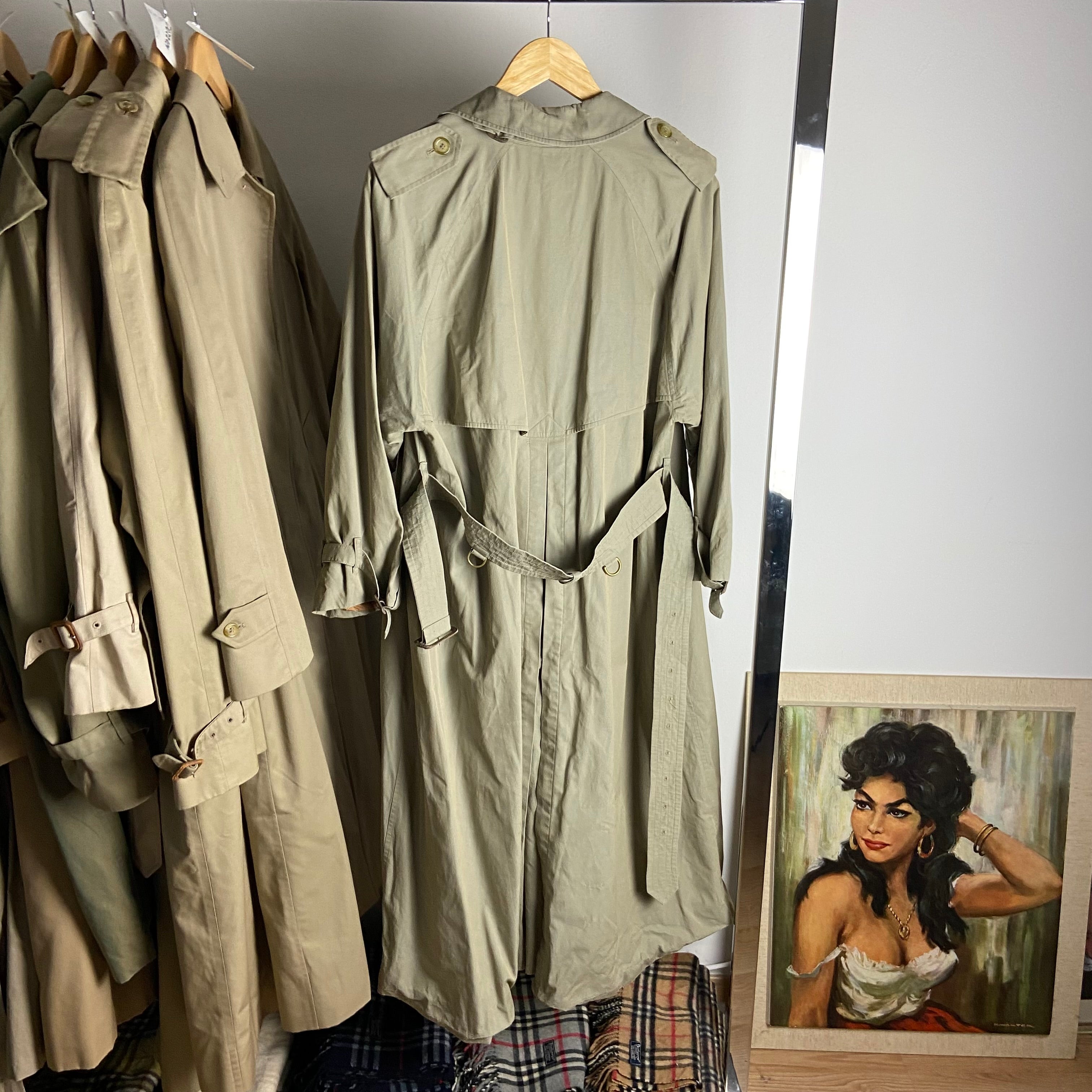 Burberry Trenchcoat Size 12/M