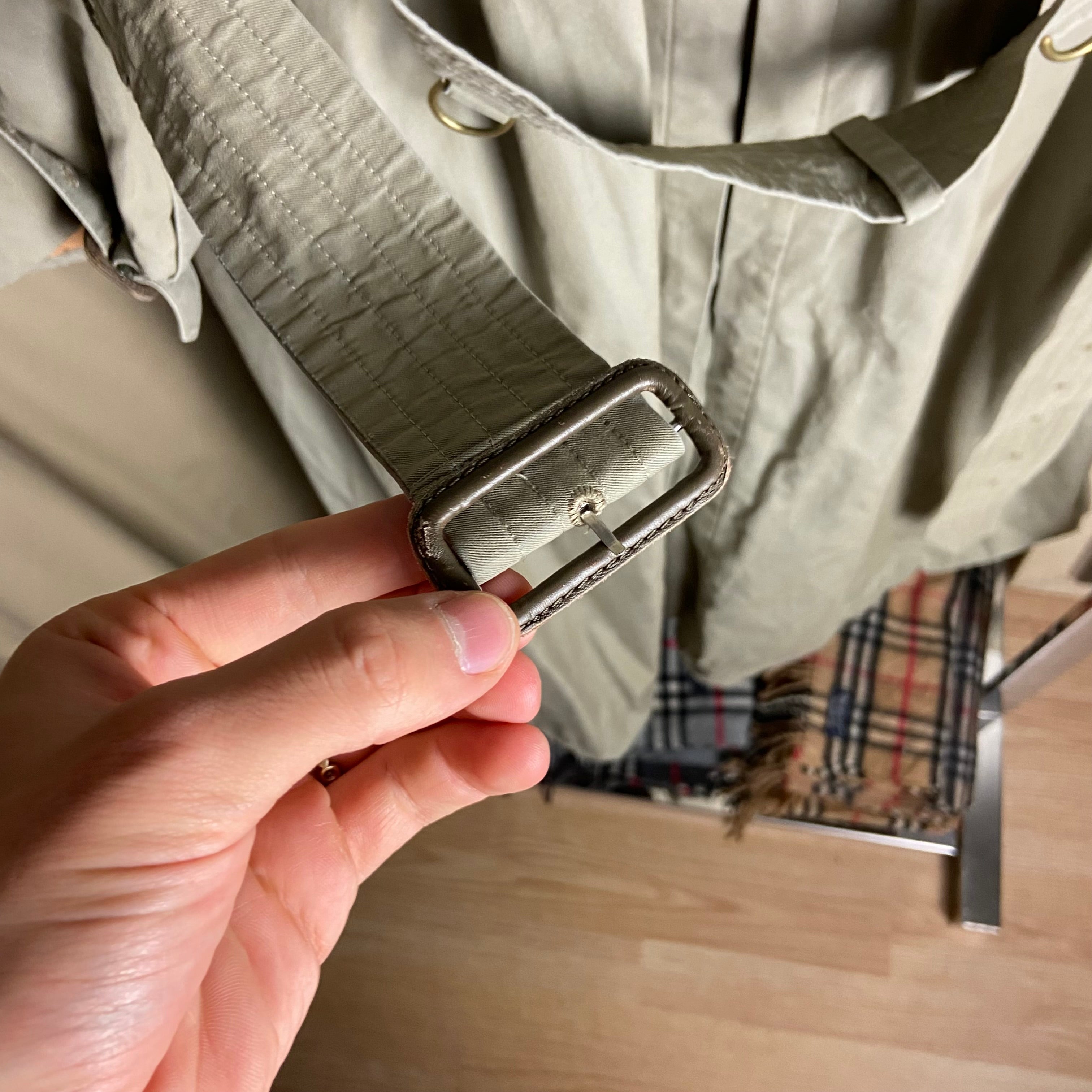 Burberry Trenchcoat Size 12/M
