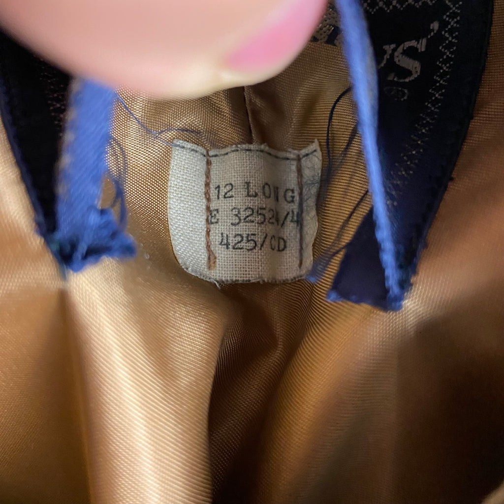 Burberry Trenchcoat Size 12/M including Inlet