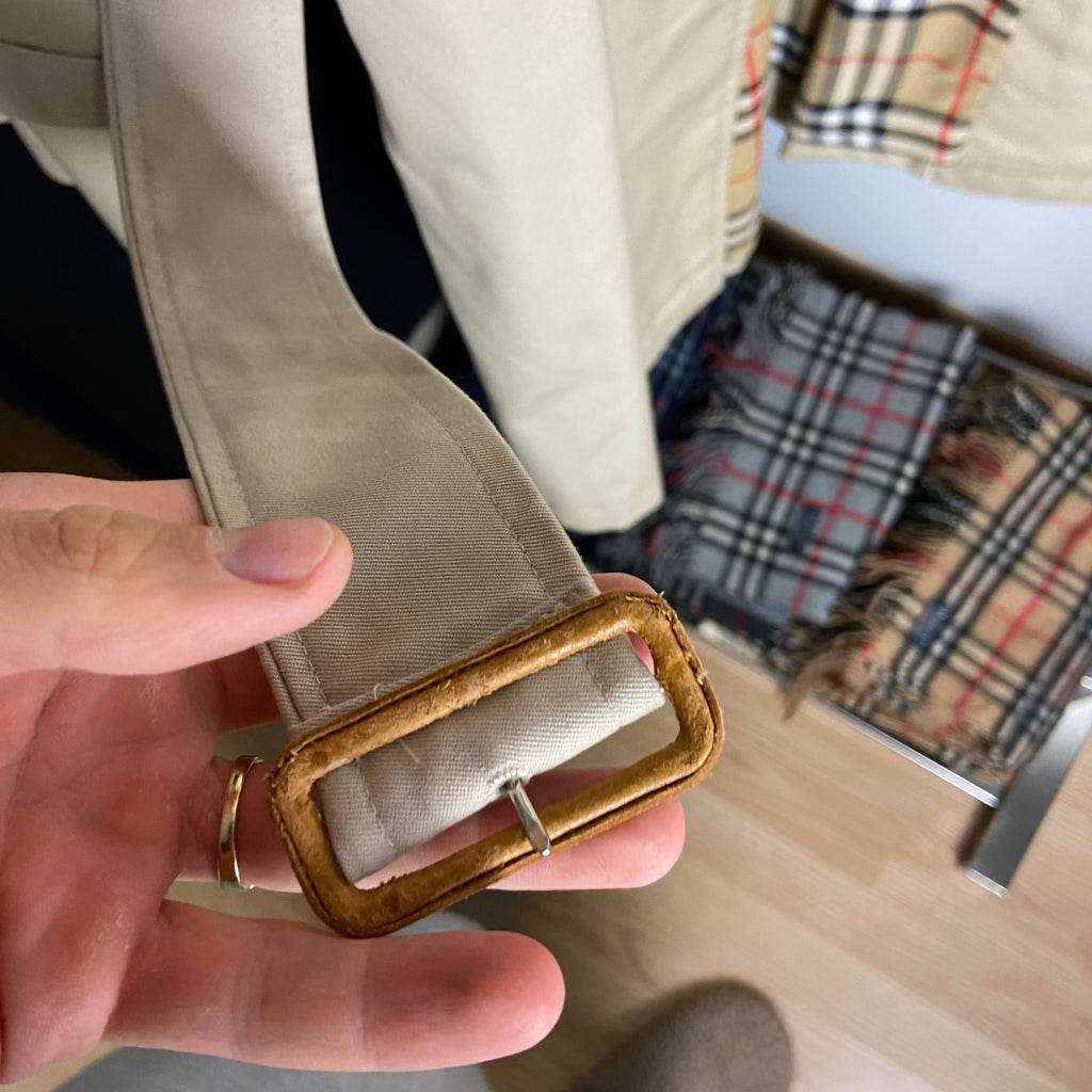 Burberry Trenchcoat Size 16/XL