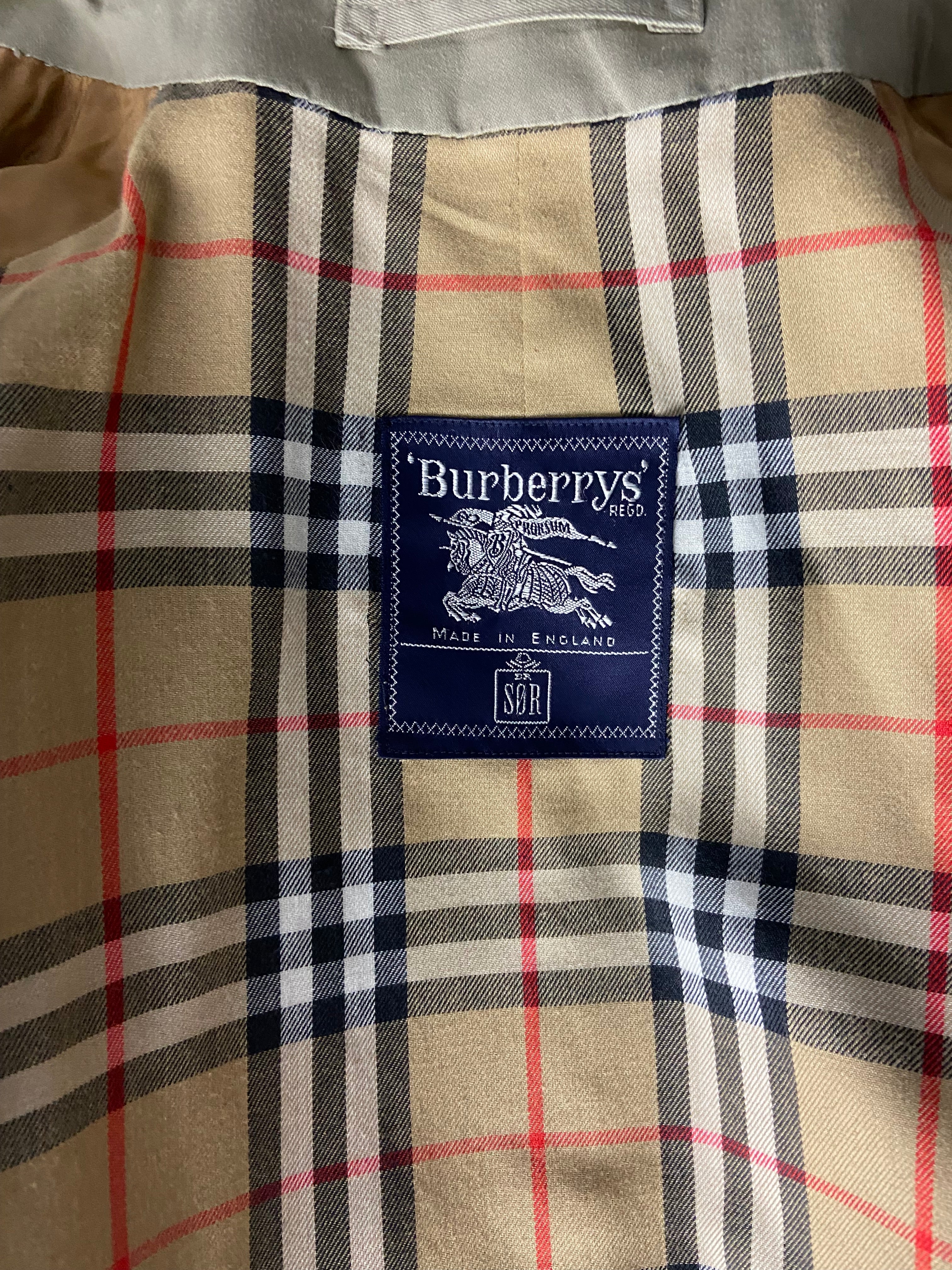Burberry Trenchcoat Size L