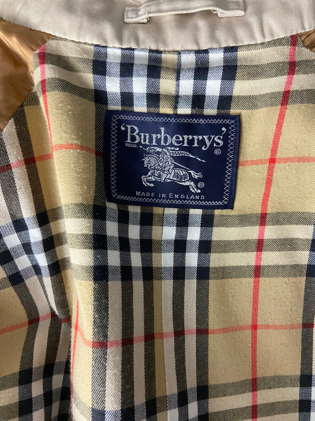 Burberrys Trenchcoat (18/XXL)