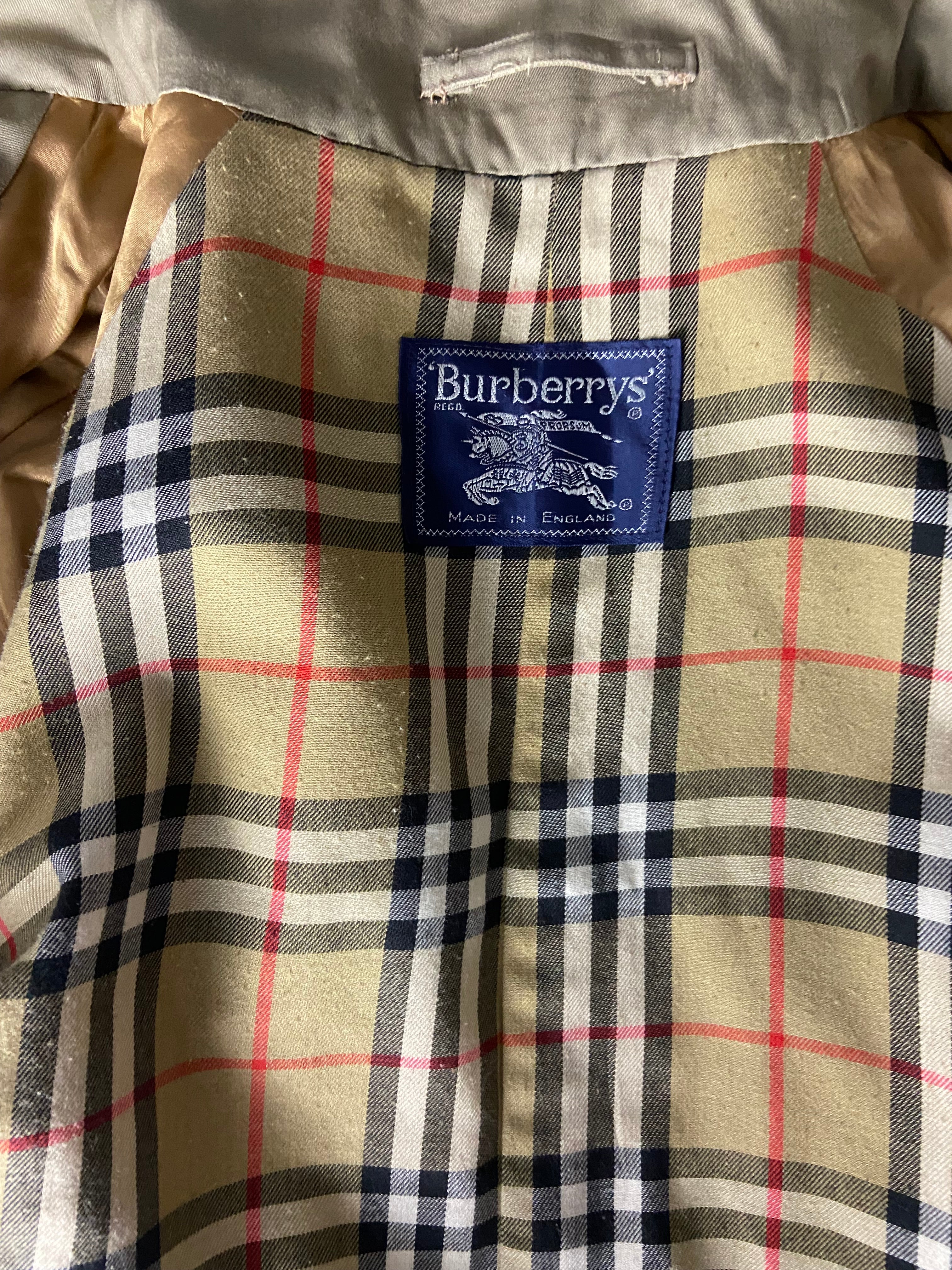 Burberry Trenchcoat Size L