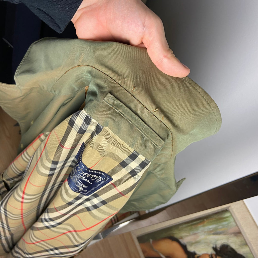 Burberry Trenchcoat Size M