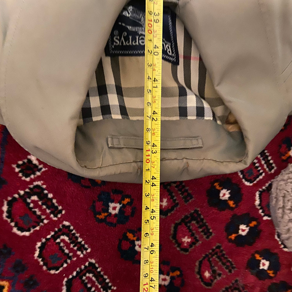 Burberry Trenchcoat Size M